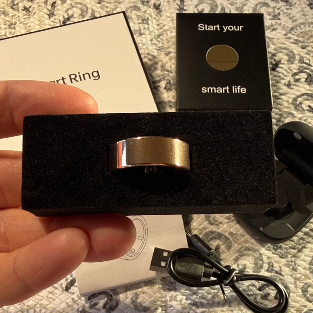 Mo Young Limited Smart Ring- Size 7 in Silver - New in Box! Still Sealed
